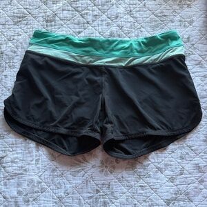 Lululemon Speed Short 4” size 8